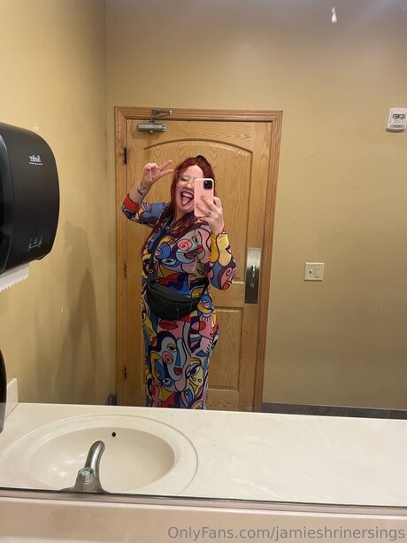 Jamieshrinersings Profile image