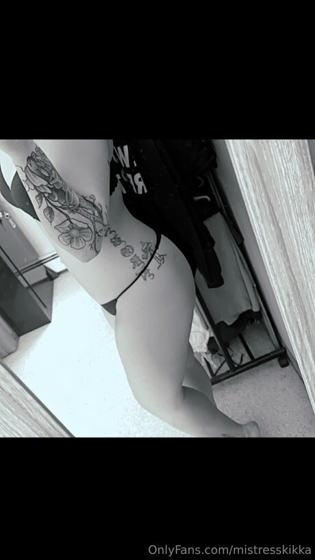 Mistresskikka onlyfans nude pics