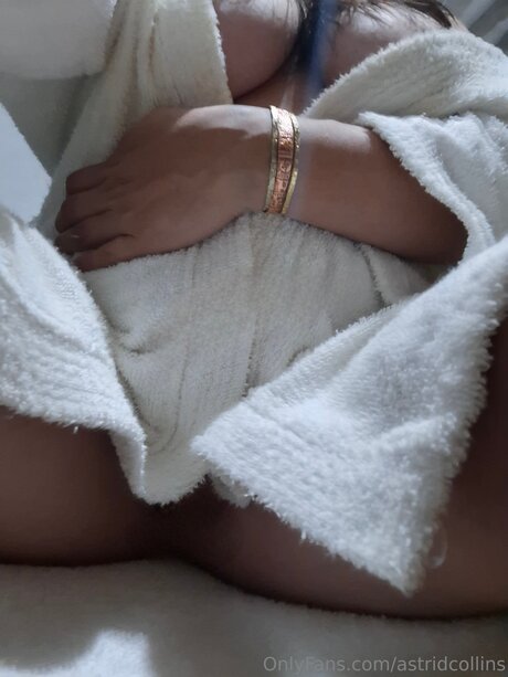 Astridcollins onlyfans nude content