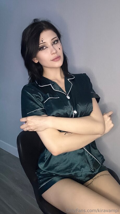 Kiravampi onlyfans leaks.