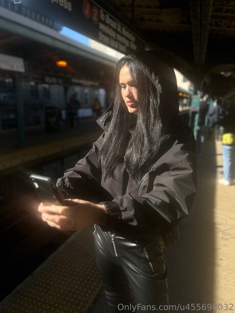 Asmrwitholivia leaked naked onlyfans