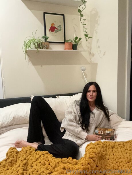 Asmrwitholivia xxx onlyfans