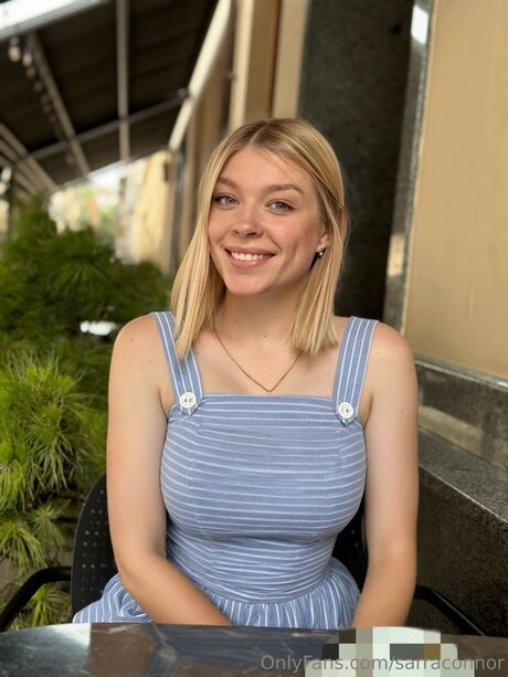 Sarraconnor onlyfans striptease