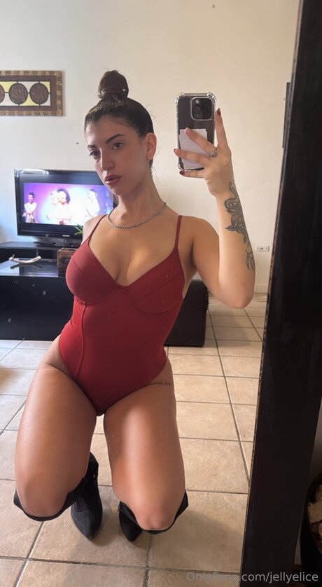 Jellyelice onlyfans pictures