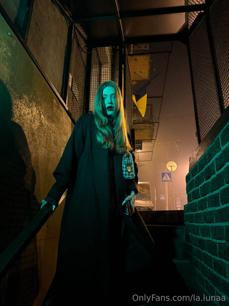 La Lunaa onlyfans nude
