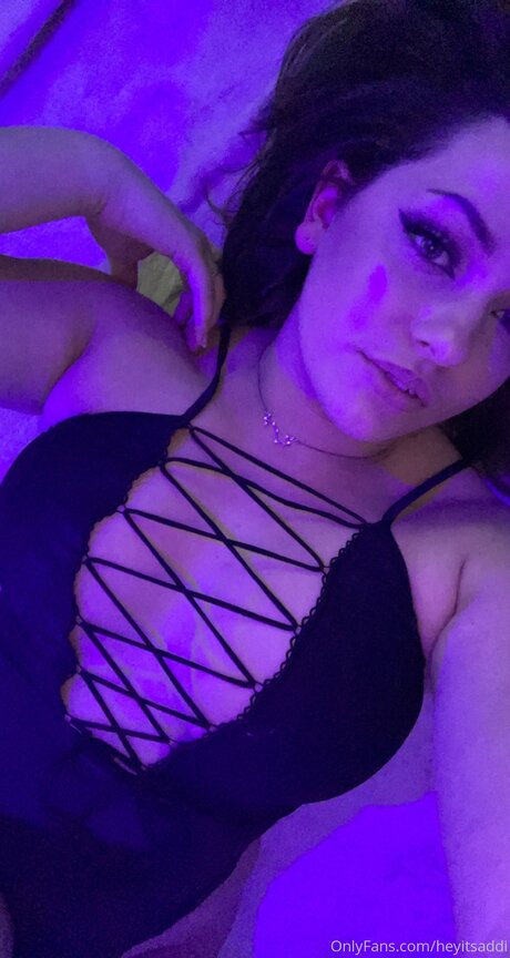 Heyitsaddi onlyfans leaks