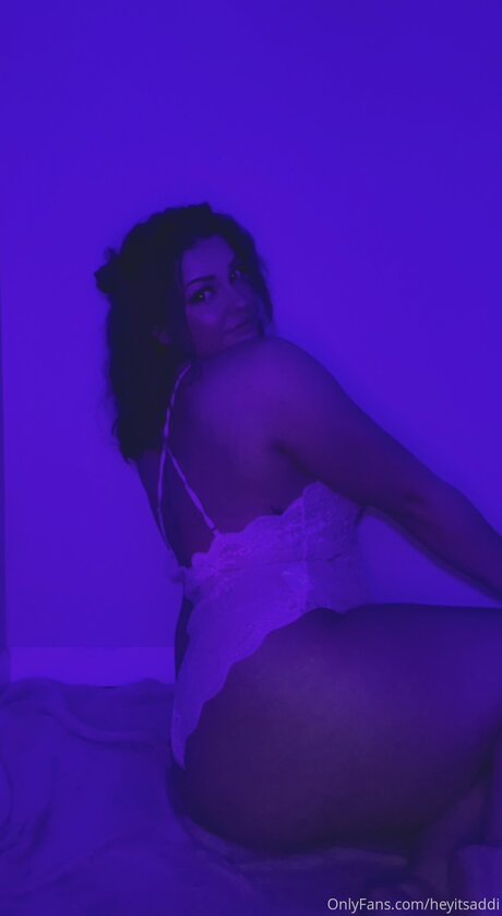 Heyitsaddi boobs onlyfans