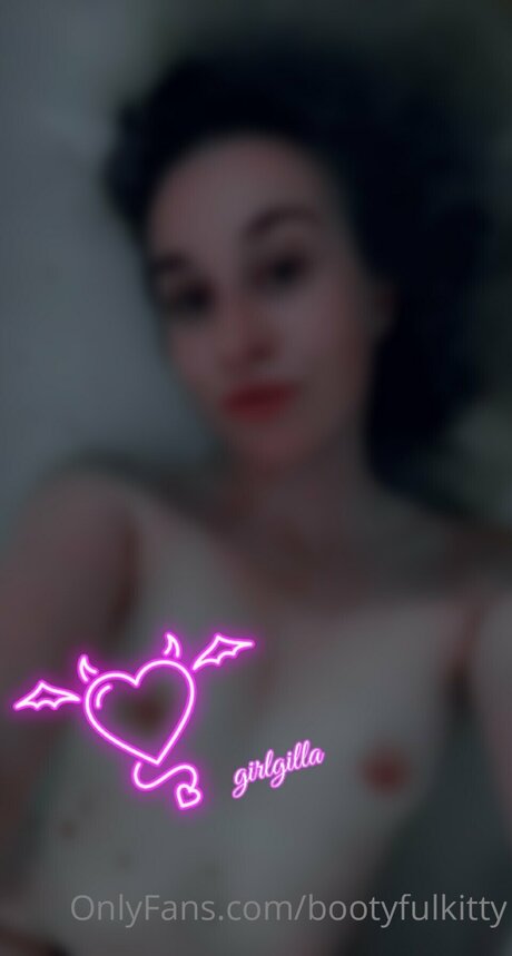 Bootyfulkitty only fans pic