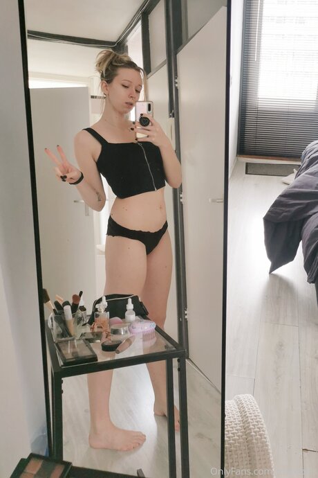 Rebelsarchive sextape onlyfans