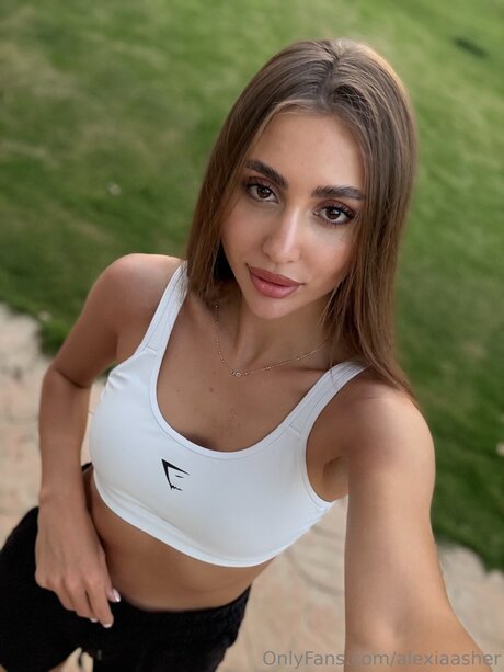 Alexiaasher nude onlyfans leaked