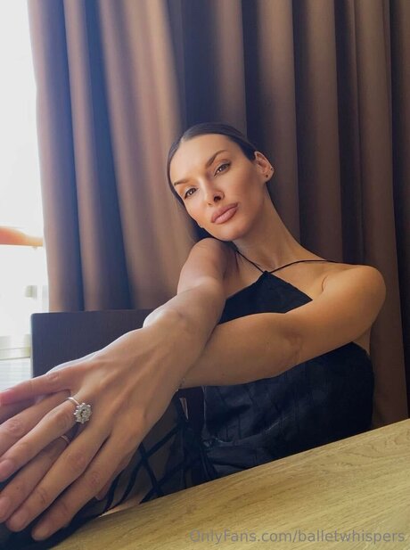 Balletwhispers onlyfans leaked.