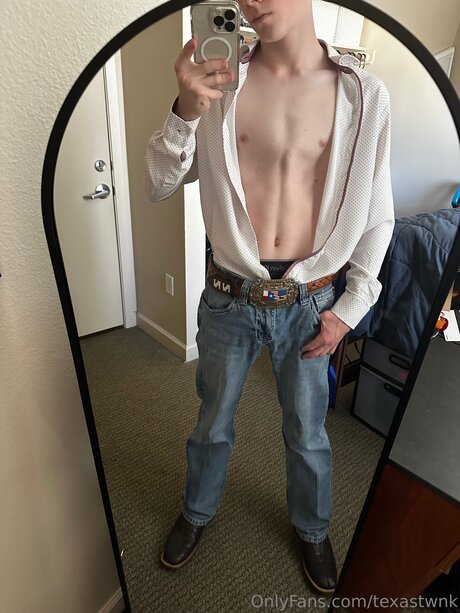 hottest male onlyfans free nude candids