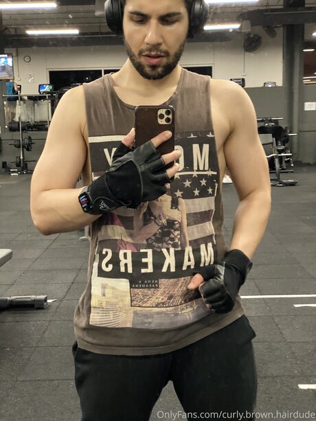 Curly Brown Hairdude leak onlyfans porn