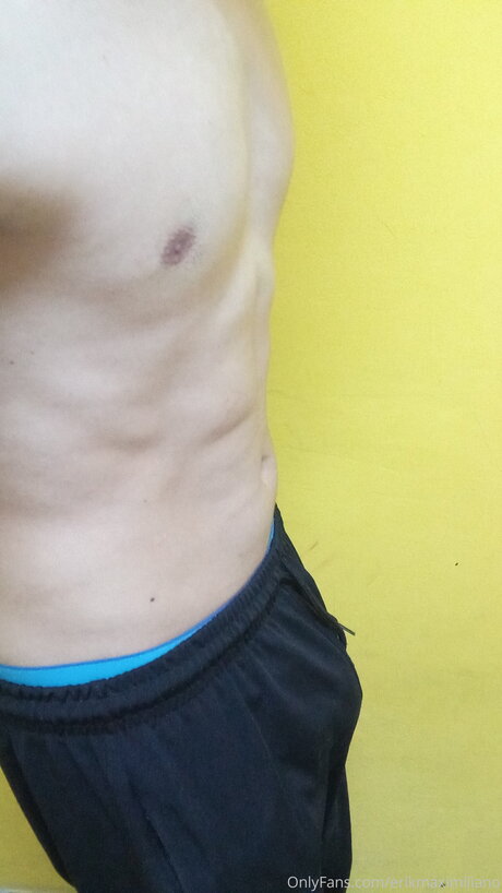 Erikmaximiliano onlyfans leak porn