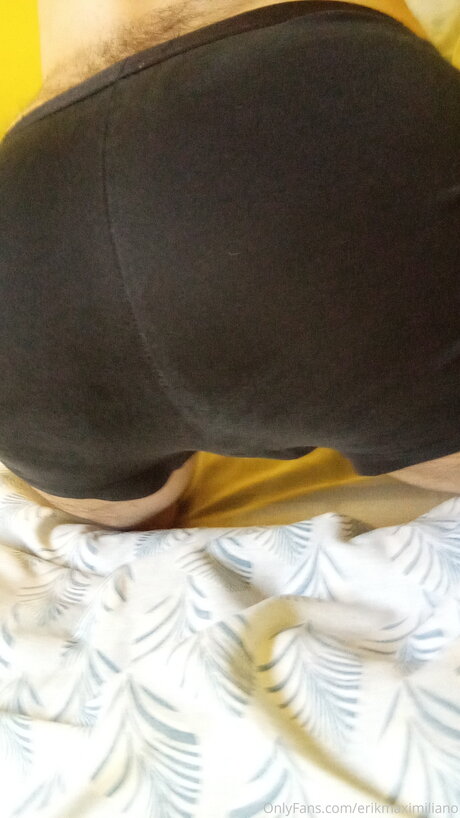 Erikmaximiliano onlyfans topless