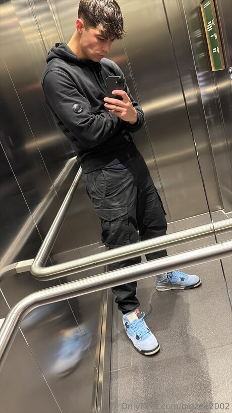 Bigzee2002 onlyfans full