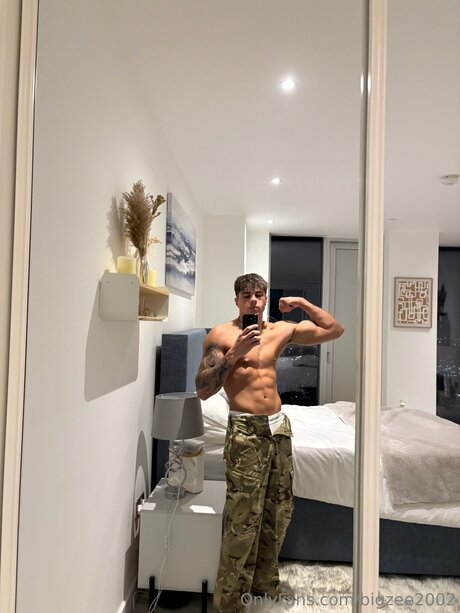 Bigzee2002 onlyfans sex leaks