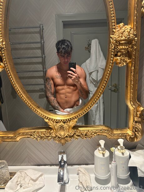 Bigzee2002 leaked onlyfans porn