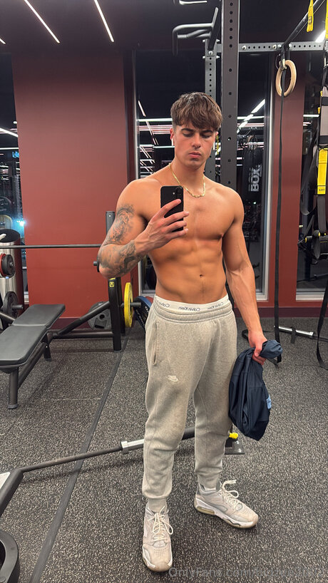 Bigzee2002 sex onlyfans