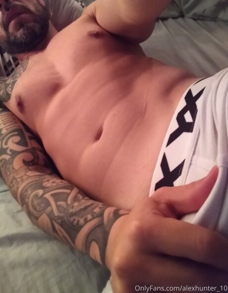 Alexhunter 10 onlyfans public photos