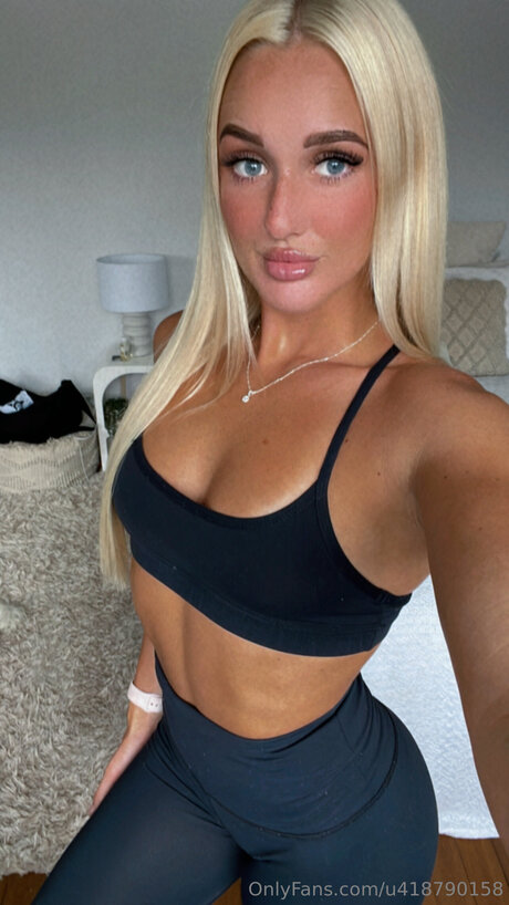 Bellaxmaexo onlyfans public photos