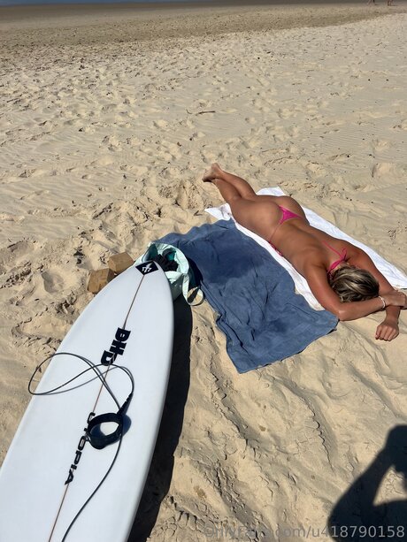 Bellaxmaexo onlyfans nude pics