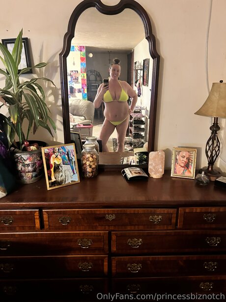 Thebza only fans pic