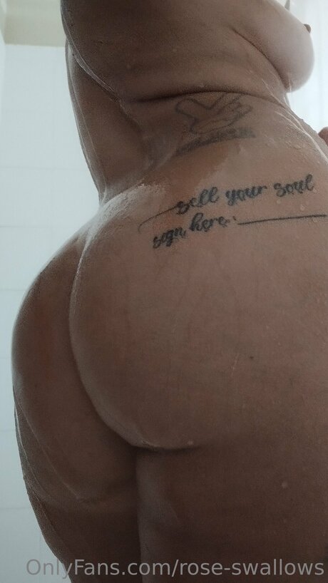 Rose Swallows sex onlyfans