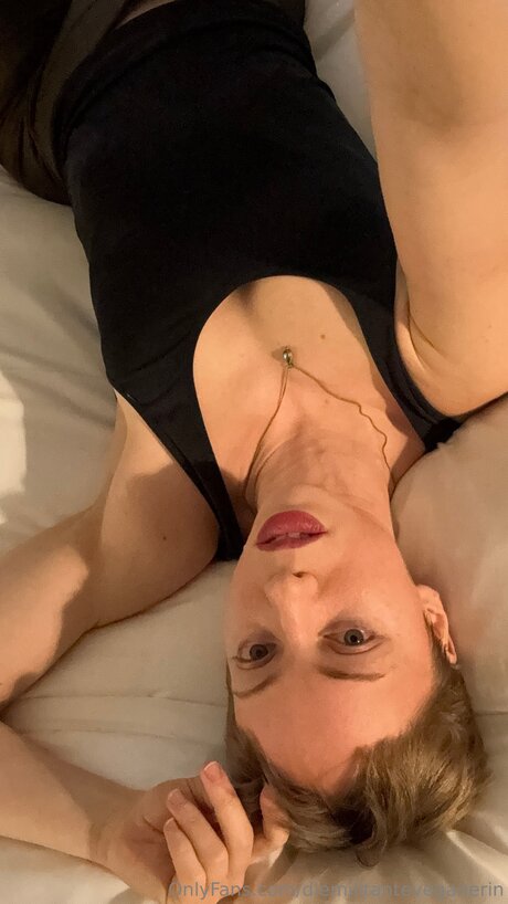 Diemilitanteveganerin naked onlyfans leak