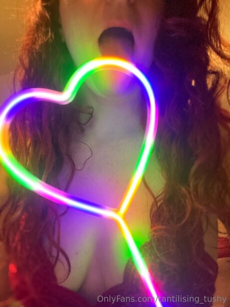 Tantilising Tushy onlyfans nude photos