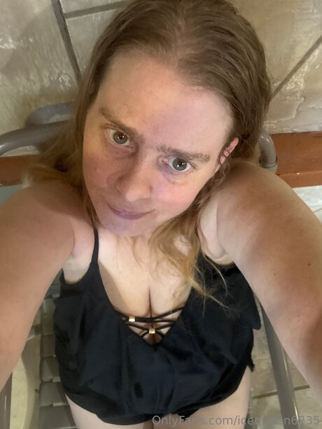 Icequeen6235 onlyfans sextape leak