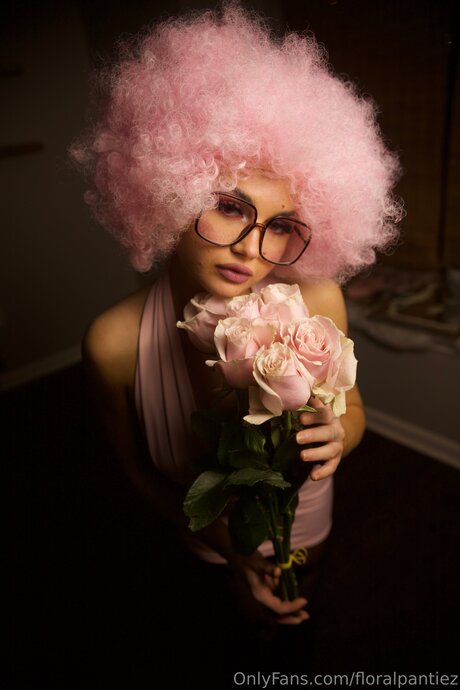 Floralpantiez naked only fans