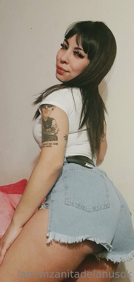 Manzanitadelanusok onlyfans model photo