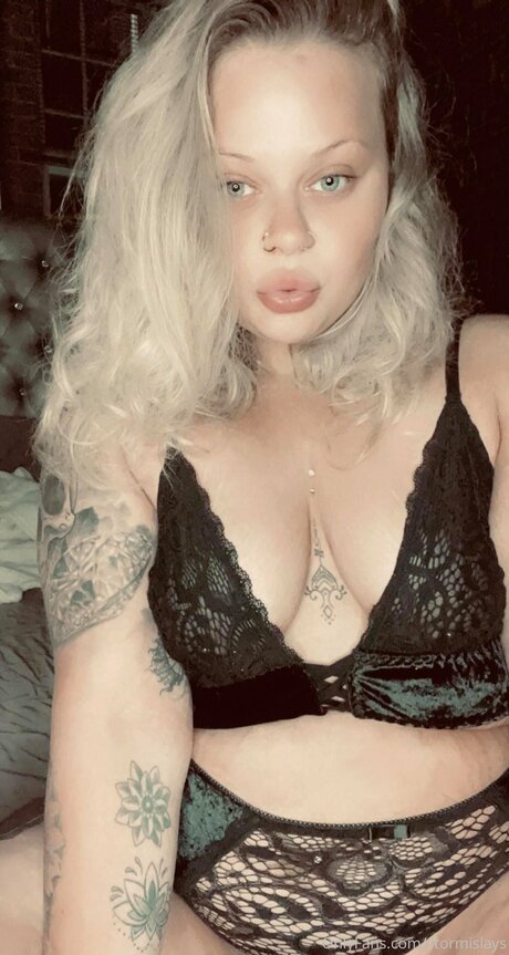 Stormislays nude onlyfans leak