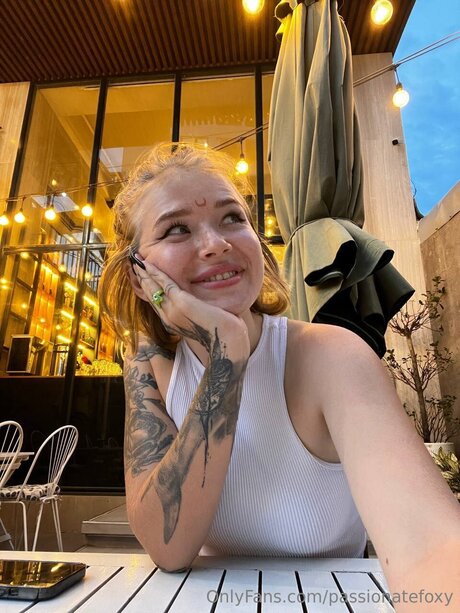 Passionatefoxy onlyfans leaked naked