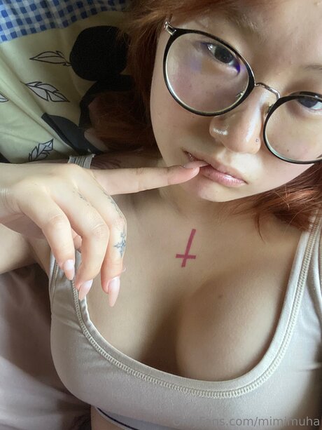 blonde midget onlyfans free xxx frame