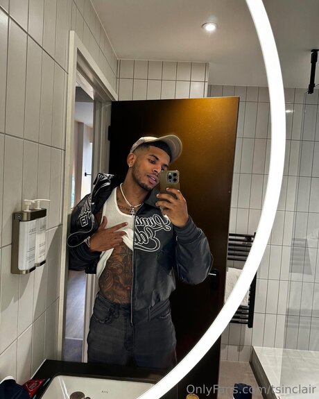 Tsinclair onlyfans topless