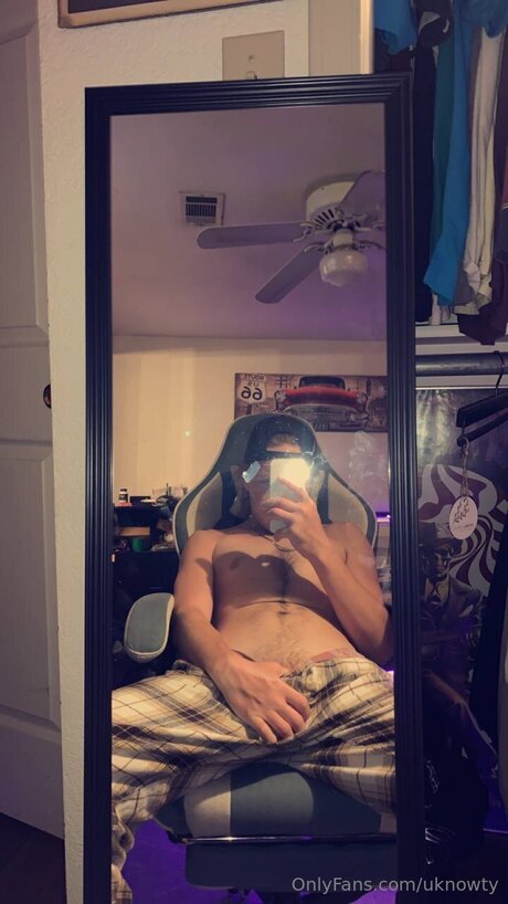 Uknowty onlyfans porn leak