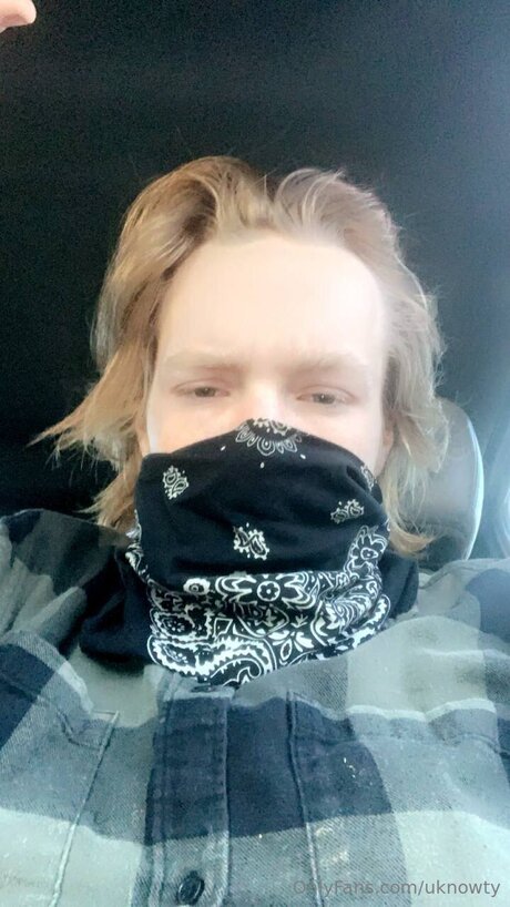 Uknowty leaked onlyfans sextape