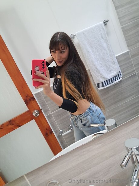 Diana Dupres onlyfans model photo