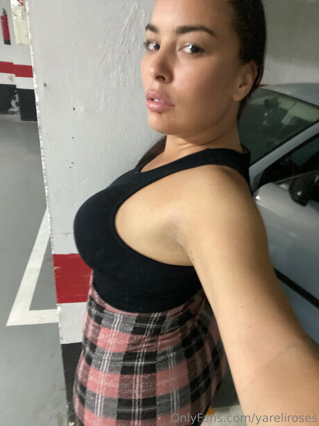 Yareliroses onlyfans leaks xxx