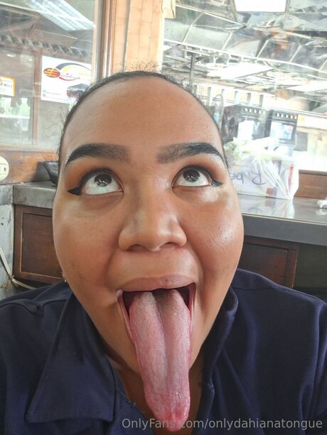 Onlydahianatongue onlyfans nude leaked