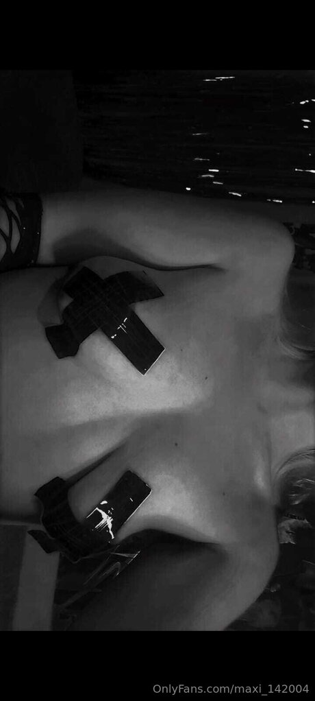 Maxi 142004 free only fans