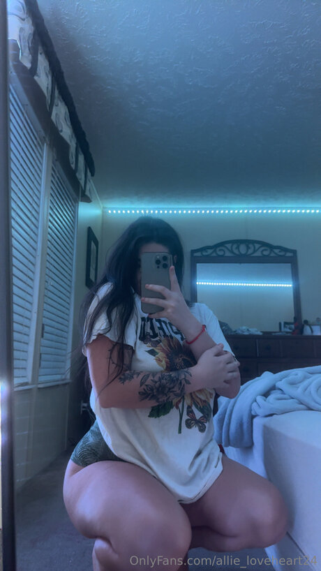 Allie Loveheart24 onlyfans leak
