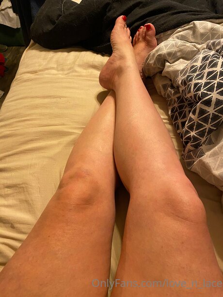 Love N Lace onlyfans nude content