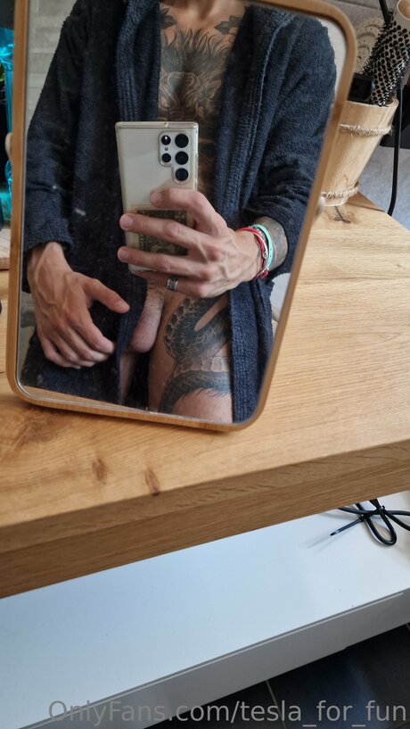 Tesla For Fun onlyfans model photo