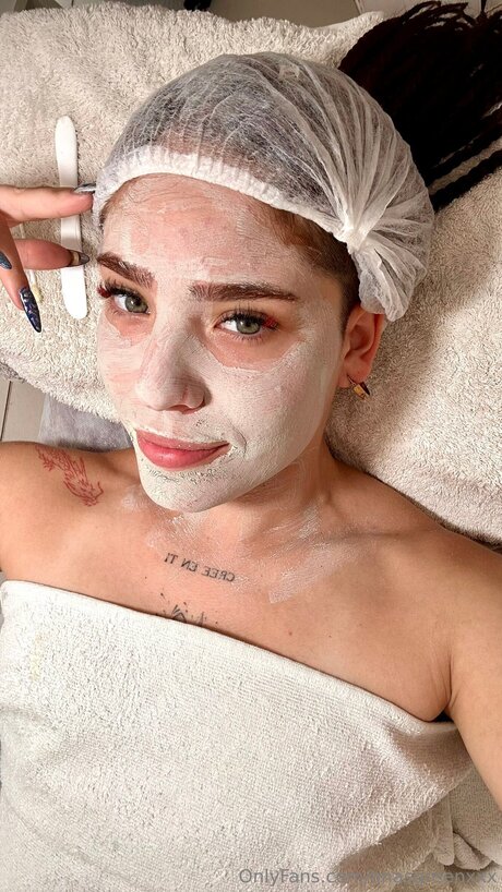 Anasgreenxxx desnuda onlyfans