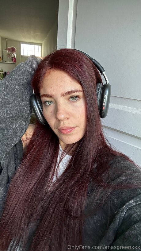 Anasgreenxxx onlyfans porn nude