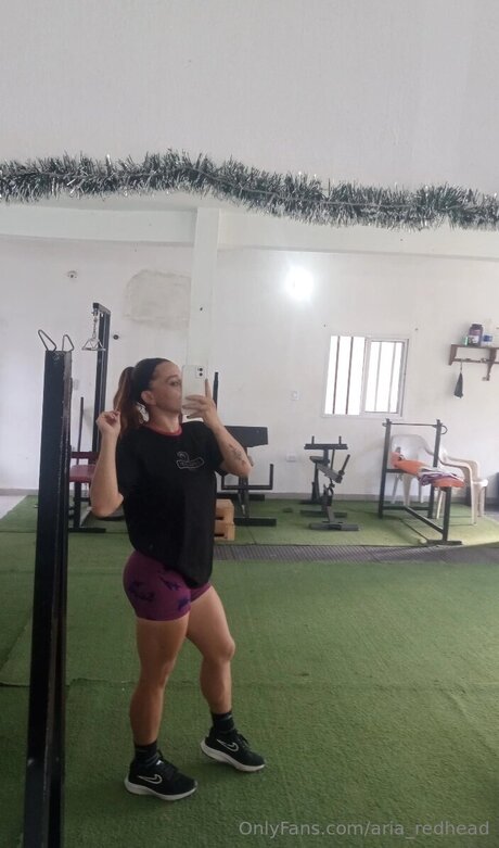 Aria Redhead onlyfans images