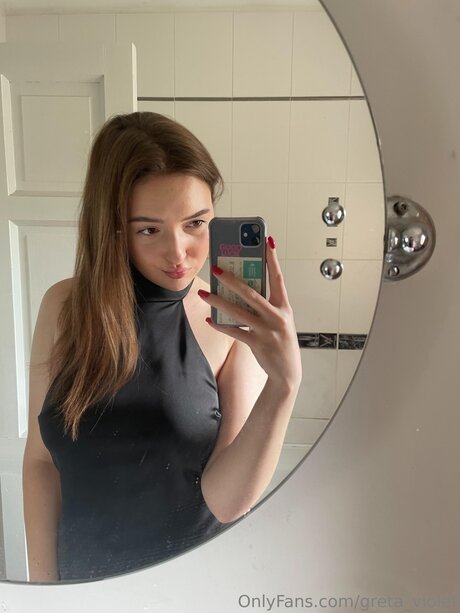 Anax2002 onlyfans leaks.